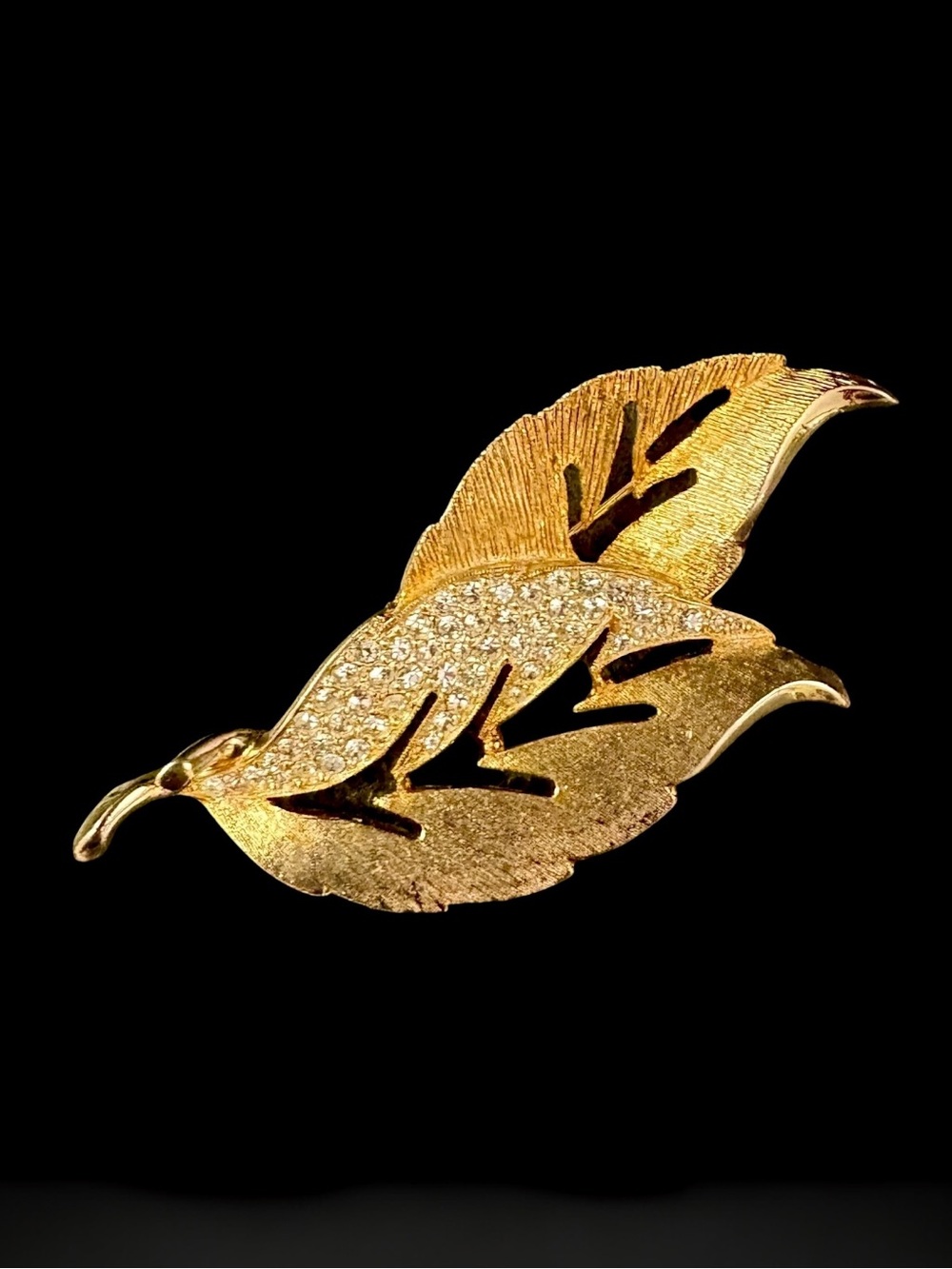 Vintage Gold Leaf Crystal Accent Brooch